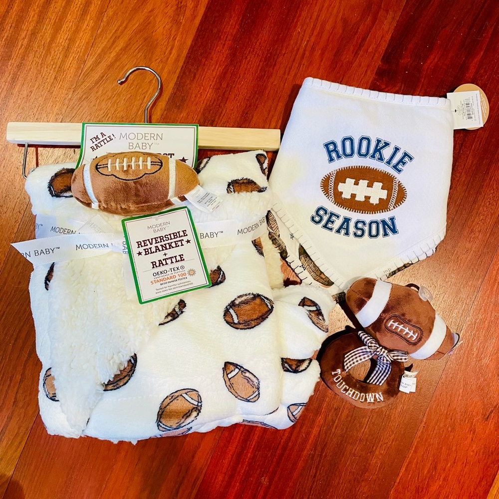 NWT Modern Baby Reversible
Blanket + Rattle Set and Bib Bundle